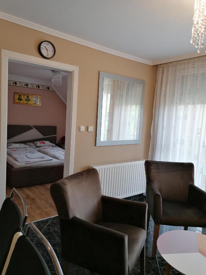 Bettina47 Apartman Hajdúszoboszló Eksteriør bilde